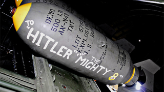 Illustration for article titled Watch This Fiery American WW2 Bomb Exploding In Munich Yesterday